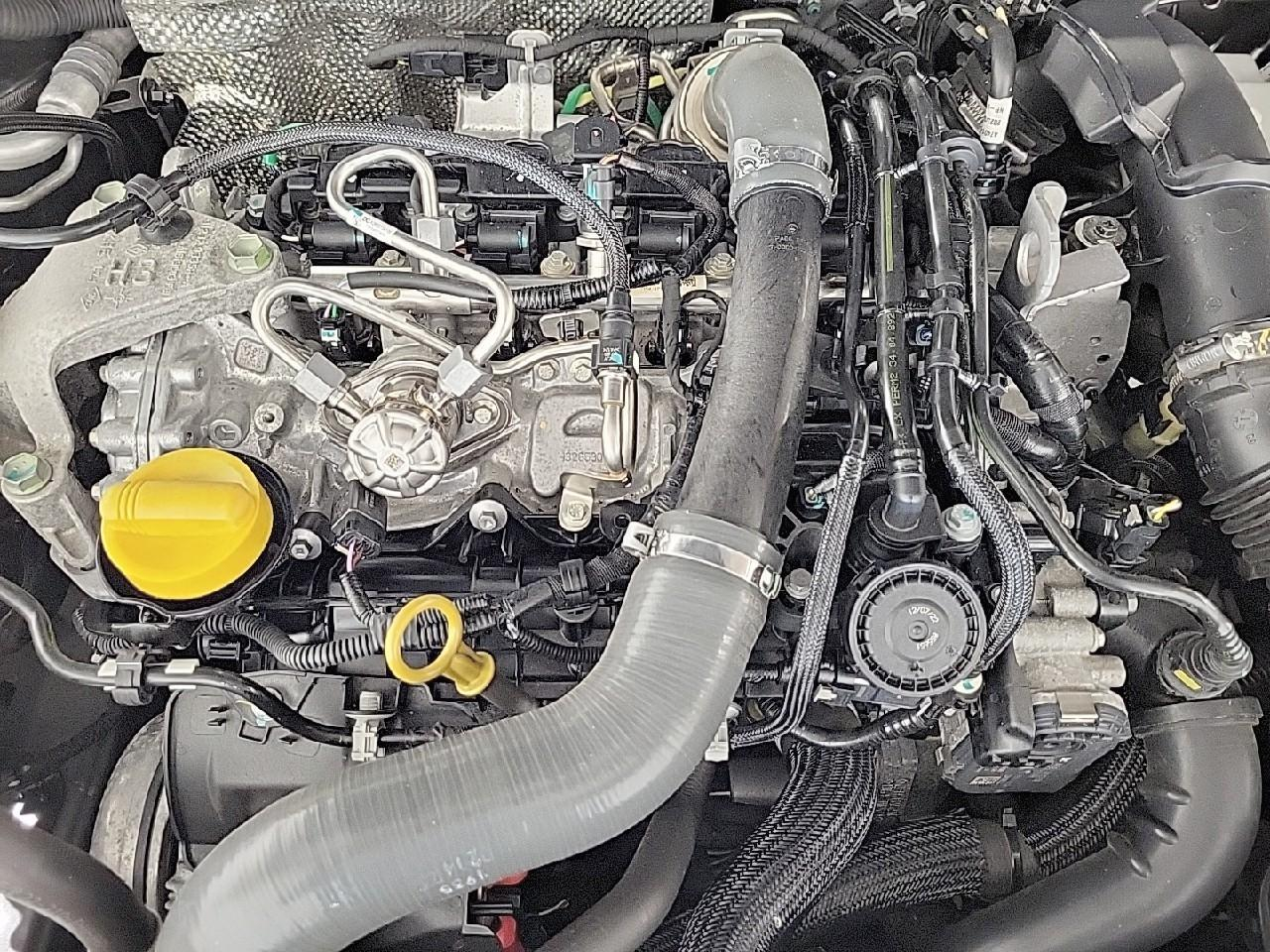 Renault Arkana mild hybrid 160 edc fap - 22 r.s. line — photo 15