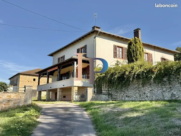 Maison 14 pièces 274 m²