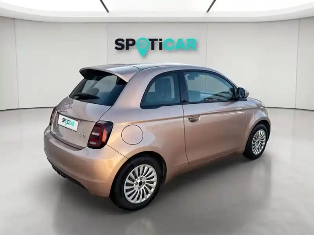Fiat 500 e 118ch my23 — photo 6