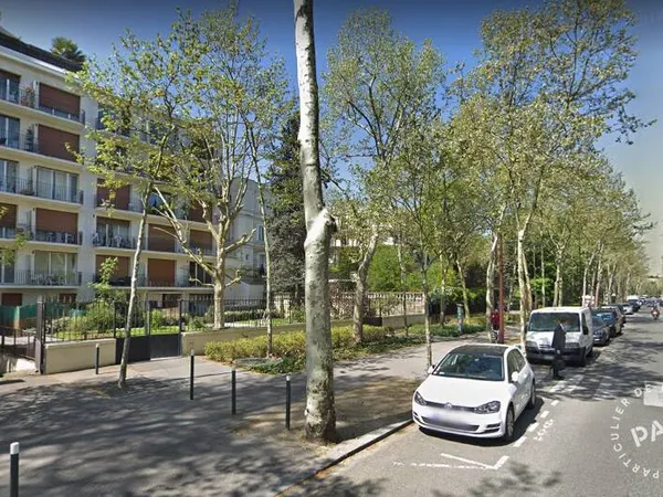 Garage/Parking