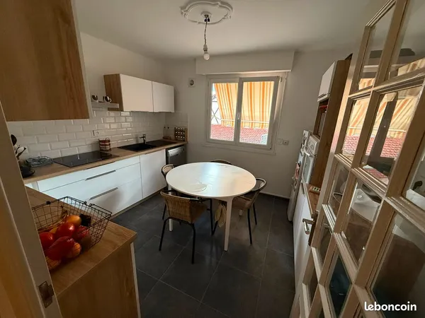 Appartement T6 - 116 m2- Quartier 30 octobre