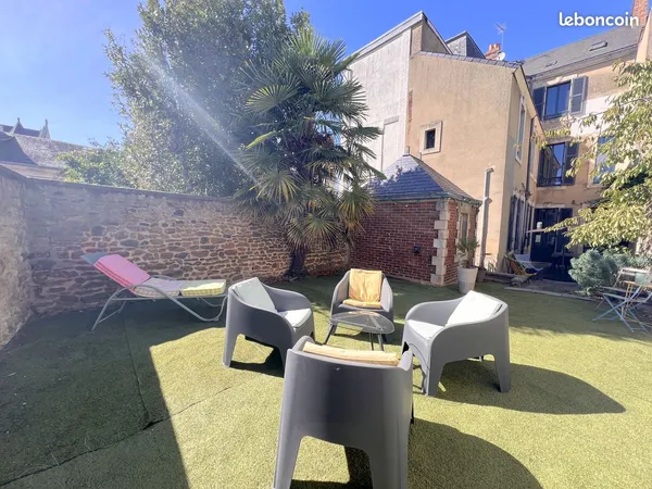 Maison - Le Mans - Gare Nord - 8 pièces - 177 m²