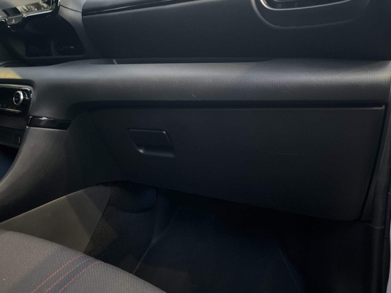 Toyota Yaris 4 — photo 47