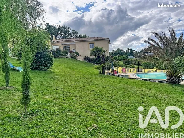 Propriété 5 pièces 160 m²