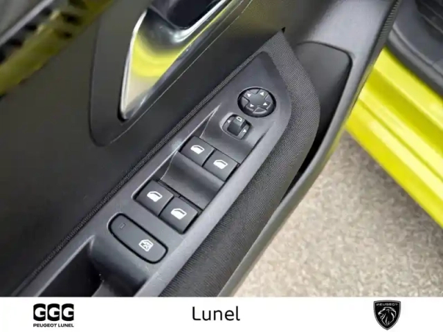Peugeot 208 puretech 100 s&amp;s bvm6 — photo 31