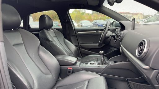 Audi A3 Limousine 2.0 TDI 184 - Ambition – 2015 – 154464 km – Diesel – Boîte Manuelle — photo 11
