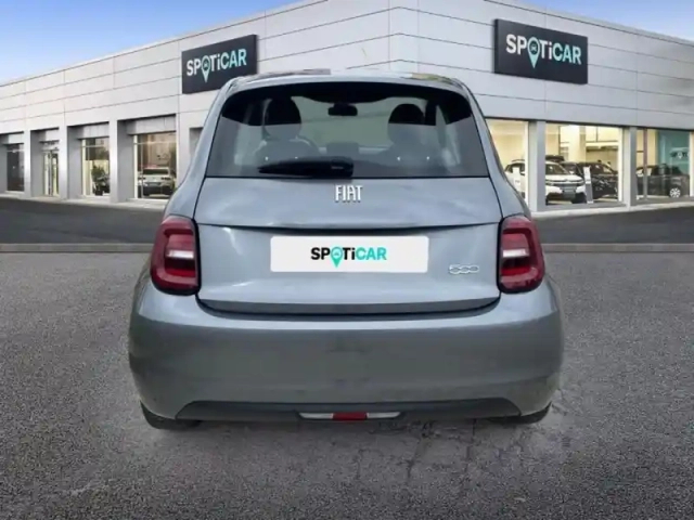 Fiat 500 e 95ch action — photo 5