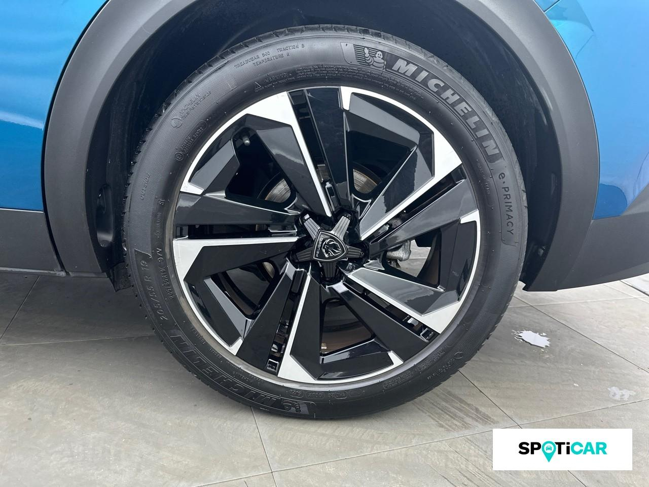 Peugeot 408 1.2 puretech 130ch s&s allure pack eat8 — photo 11