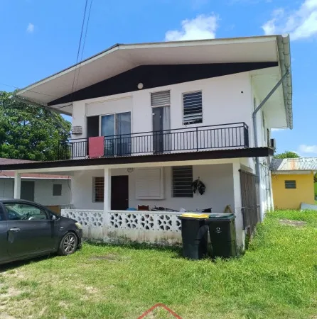 Ensemble immobilier 9 pièces 470 m²