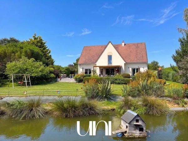 Maison 7 pièces 223 m²