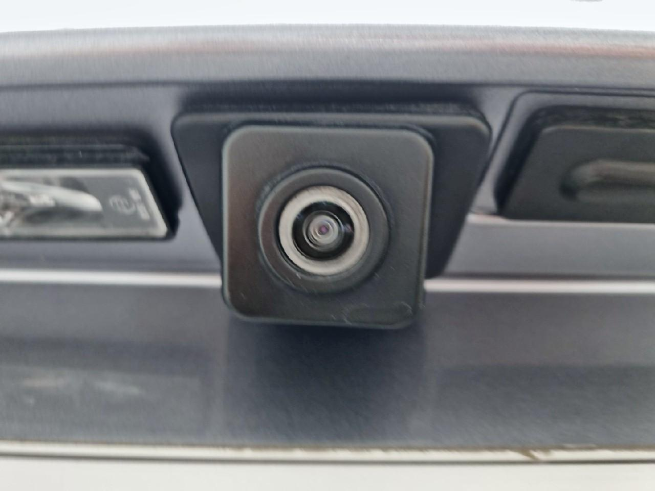 Citroën C5 Aircross hybride rechargeable 225 e-eat8 c-series — photo 26