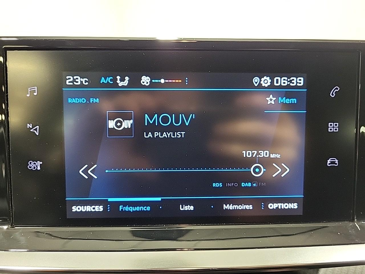 Peugeot 208 puretech 75 s&s bvm5 style — photo 11
