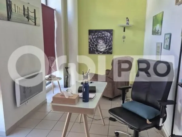 Bureau 30 m²