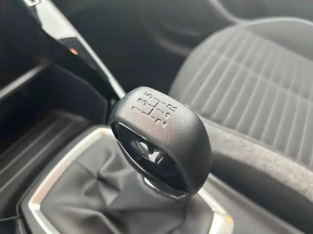 Peugeot 208 puretech 75 s&amp;s bvm5 — photo 54
