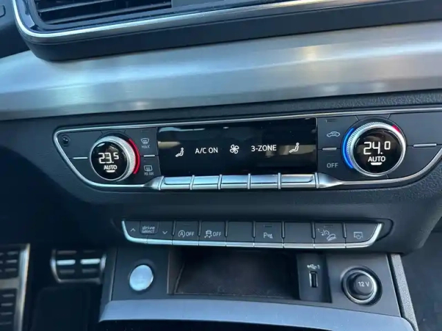 Audi Q5 35 tdi 163 s tronic 7 — photo 23