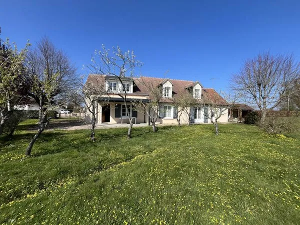 Maison 7 pièces 196 m²