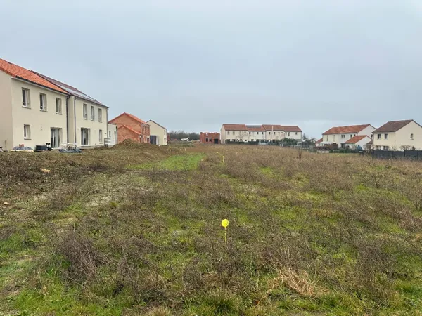Terrain en individuel 470 m²