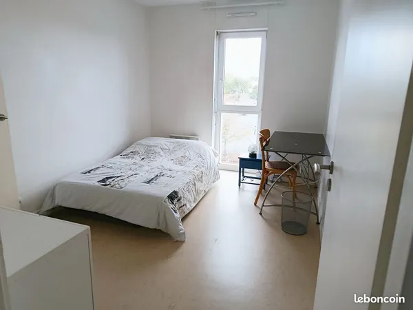 Chambre meublée colocation La Rochelle terrasse