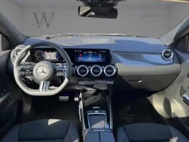 Mercedes Gla 200 d amg line — photo 12
