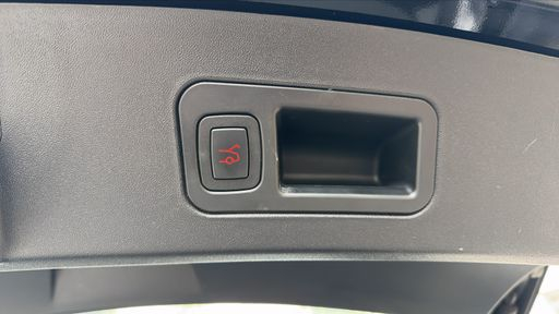 Tesla Model S AWD 100 kWh Dual Motor - Long Range – 2018 – 85187 km – Électrique – Boîte Automatique — photo 25