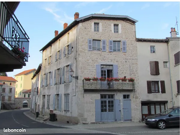 Maison de Village très lumineuse