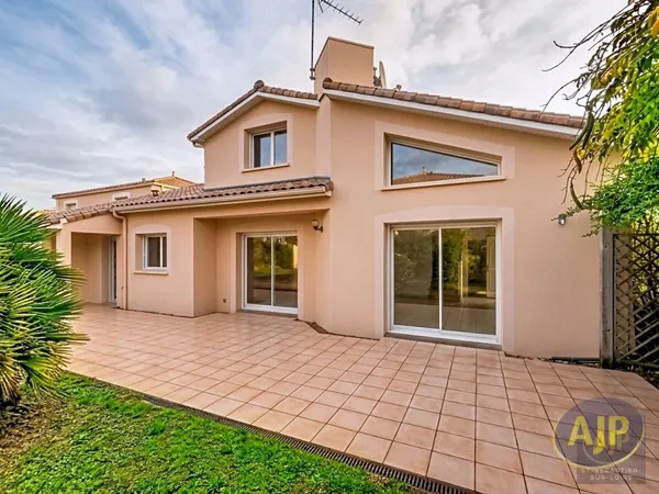 Maison 6 pièces 134 m²