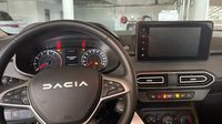 Dacia Sandero 1.0 TCe 90ch Expression — photo 11