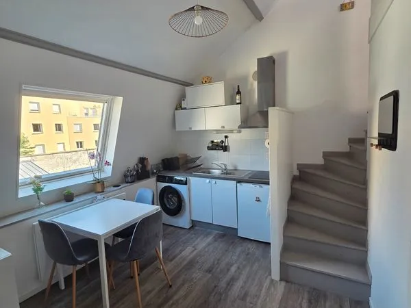 Studio duplex avec coin nuit meublé - REIMS