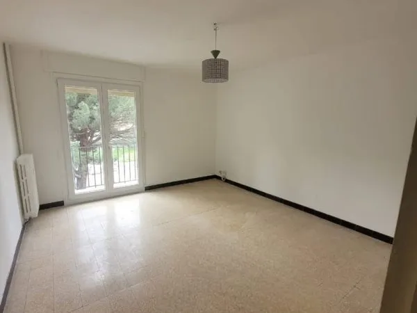 APPARTEMENT F2 PETITE PROVENCE SPECIAL INVESTISSEUR