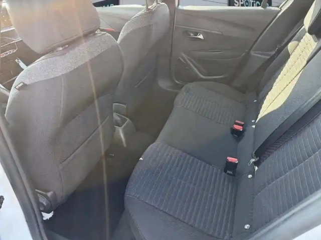 Peugeot 208 puretech 75 s&amp;s bvm5 active — photo 23