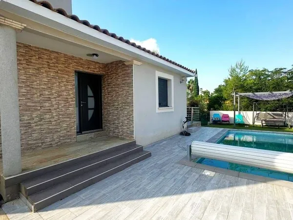 Maison 6 pièces 157 m²