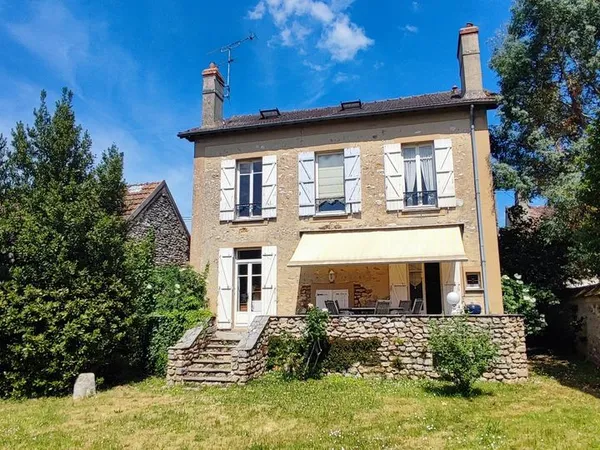 Maison 8 pièces 156 m²