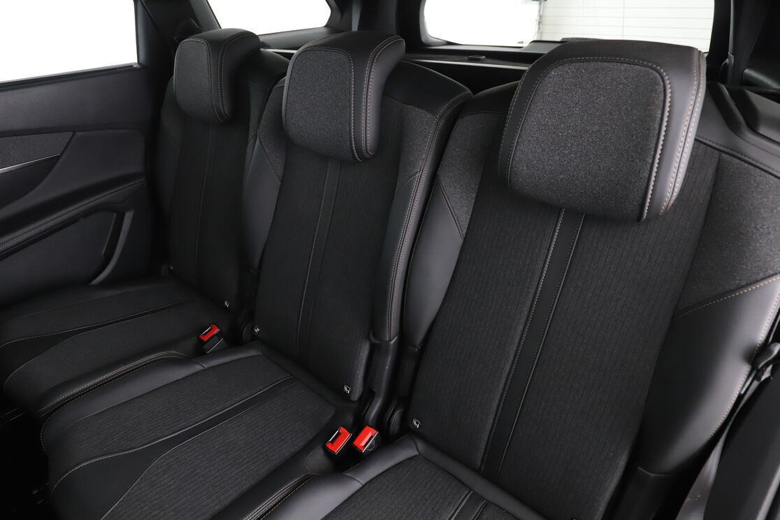 Peugeot 5008 1.5 Blue-HDi GT Line EAT8 — photo 13