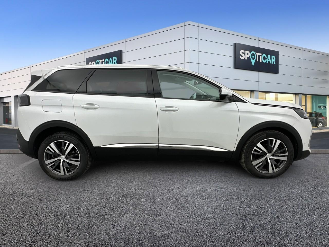 Peugeot 5008 puretech 130ch s&s eat8 allure pack — photo 4