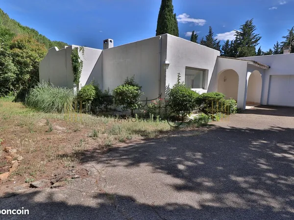 Villa 5 pièces 149 m²