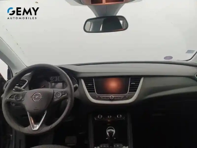 Opel Grandland X 1.2 turbo 130 ch bva8 — photo 8