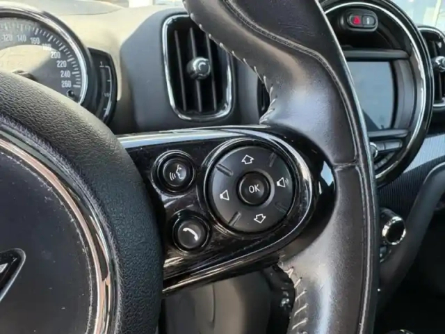 Mini Countryman cooper se 136ch + 88ch business all4 bva — photo 22