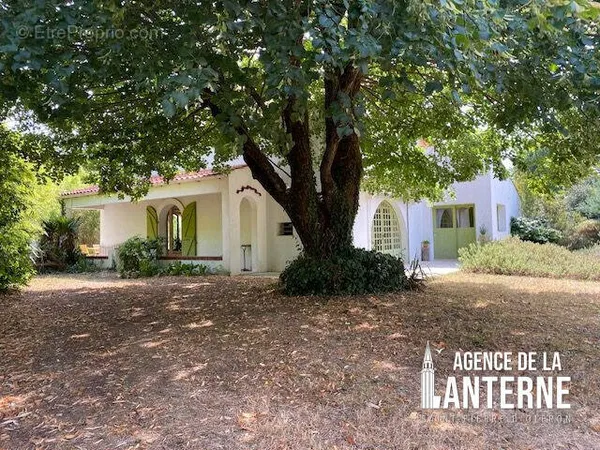Maison 6 pièces 160 m²