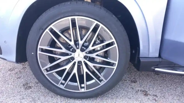Mercedes Gle 53 hybride amg 9g-speedshift amg 4matic+ — photo 13