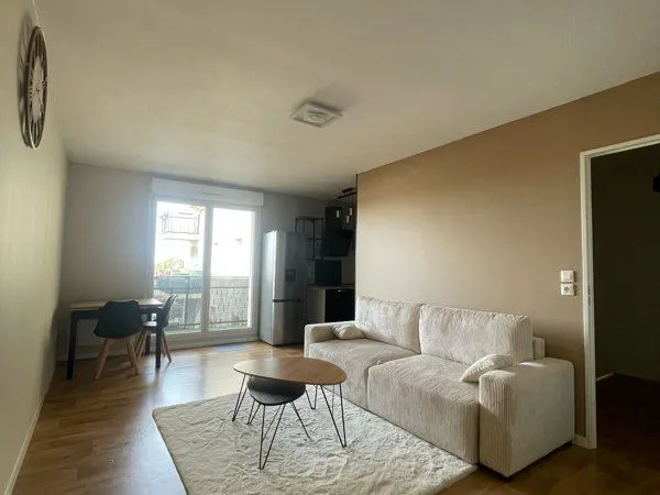 Appartement T2 46m2 - Balcon, parking - Résidence calme