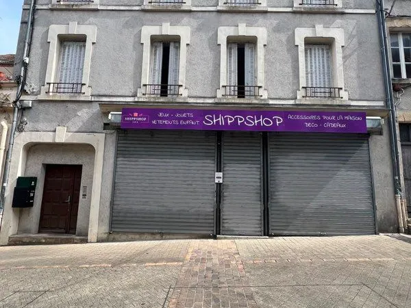 Local commercial - 130m2 - rue piétonne