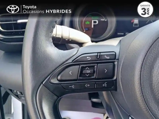 Toyota Yaris 116h design 5p my22 — photo 11