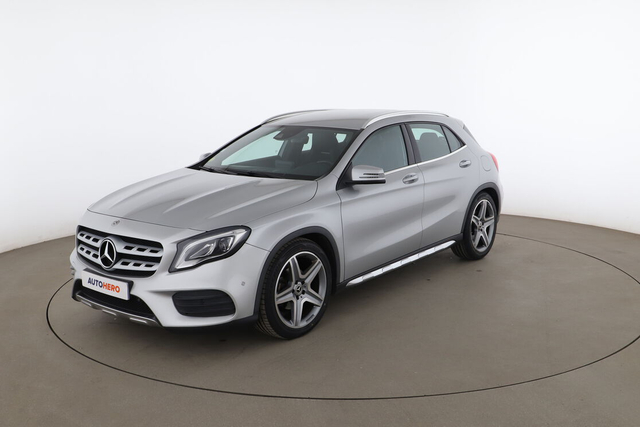 Mercedes-Benz GLA 200 d Fascination 4Matic 7G-DCT