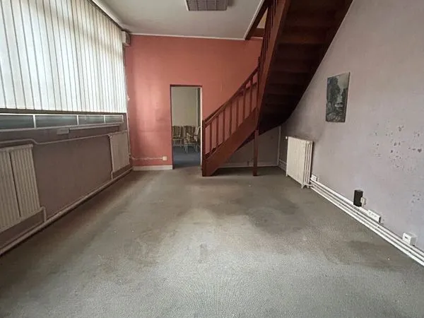Local commercial 160 m² provins