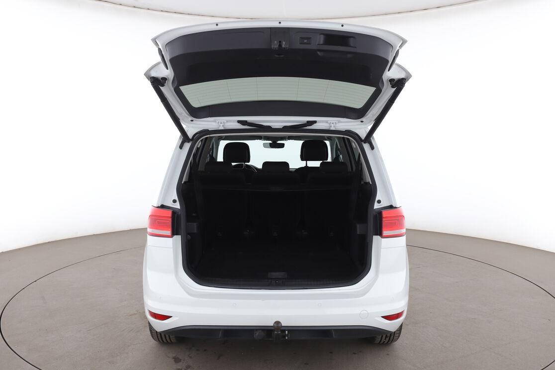 Volkswagen Touran 1.6 TDI BlueMotion Tech Sound — photo 15