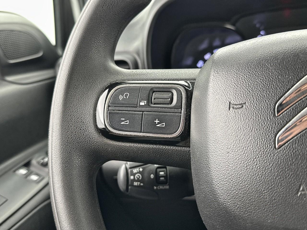Citroën Berlingo van m 650 bluehdi 100 s&s bvm6 driver — photo 17
