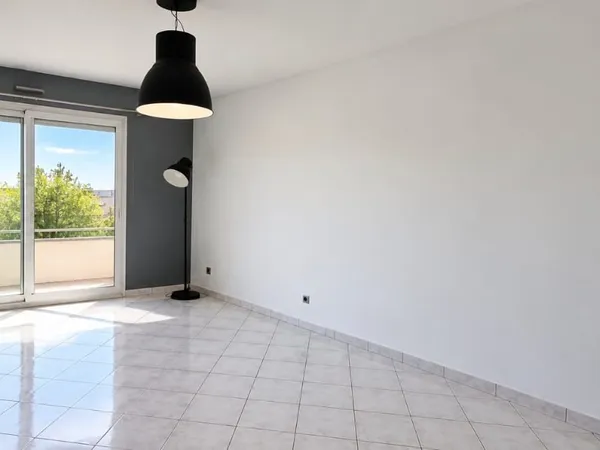 Saint -etienne Fauriel T2 55m² - Saint-Étienne (42)