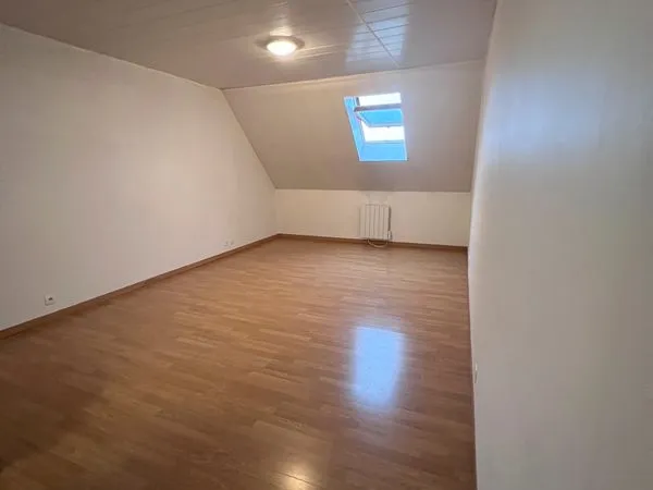 Appartement 2ème étage à louer de 44m² à TOUCY centre