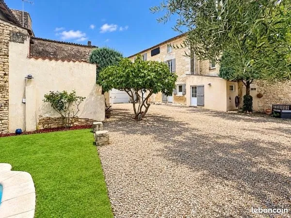 Maison 7 pièces 190 m²