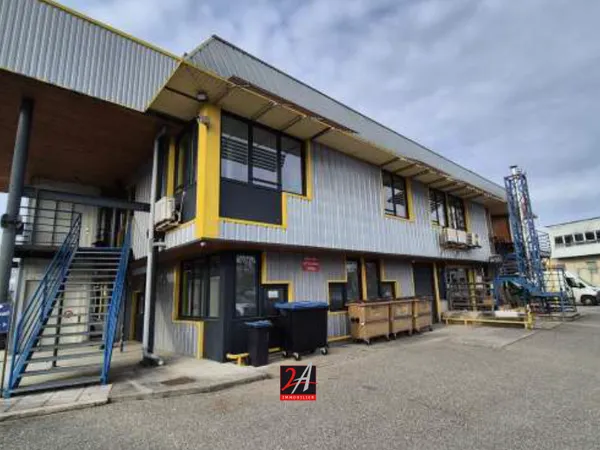Local professionnel 77 m²